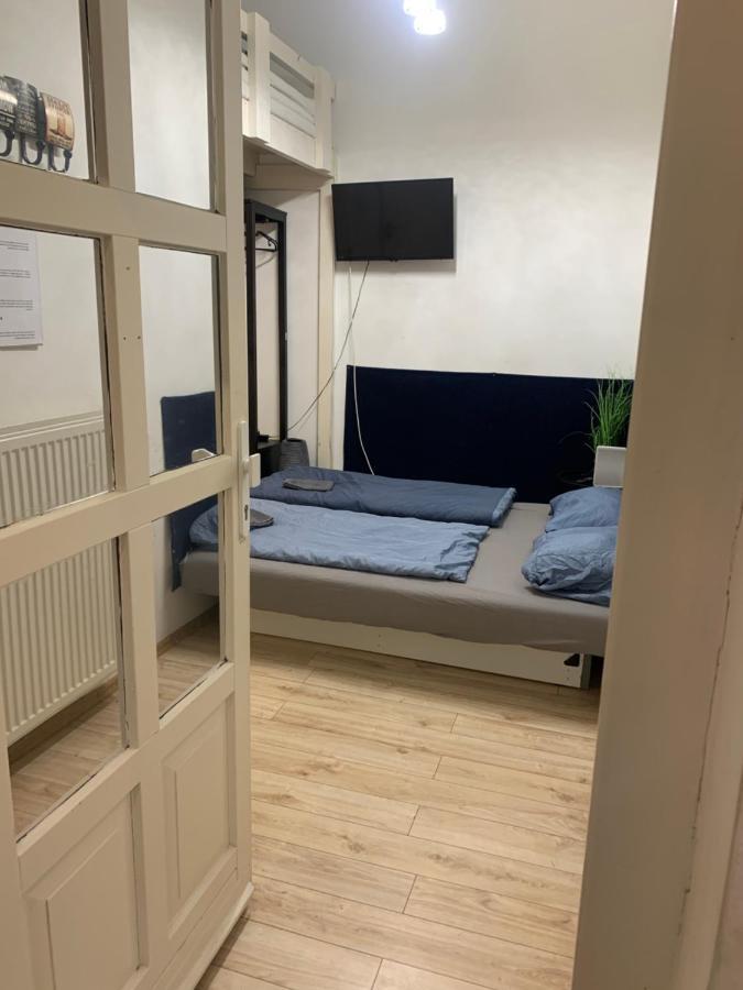 The Whistling Rabbi Apartment Budapest Bagian luar foto