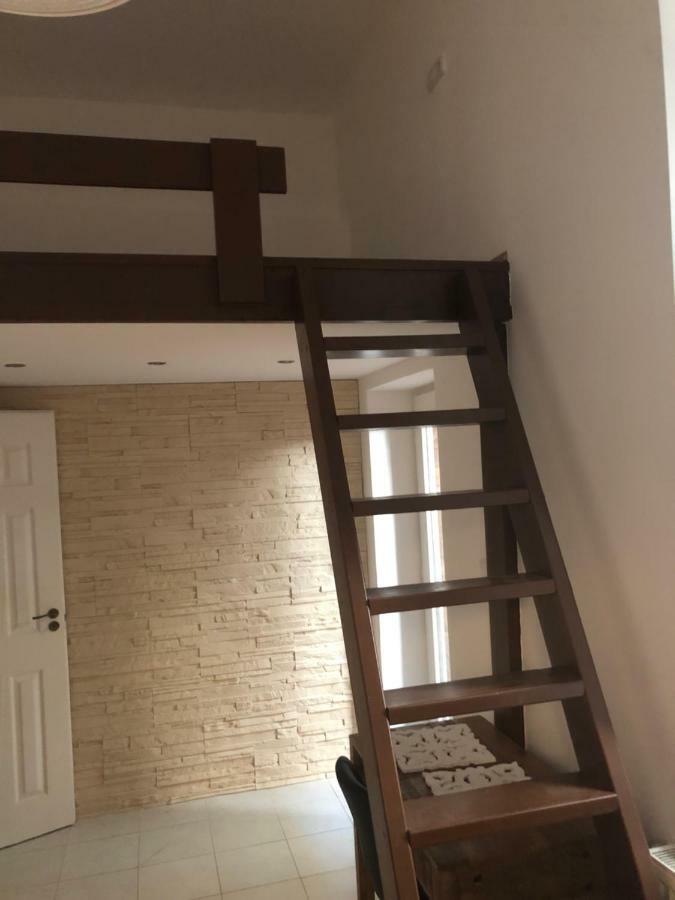 The Whistling Rabbi Apartment Budapest Bagian luar foto