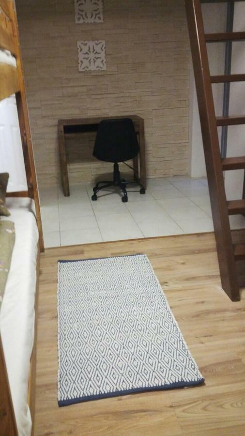 The Whistling Rabbi Apartment Budapest Bagian luar foto